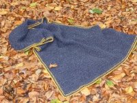 Asymmetric scarf