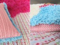 Coussin Arc-en-ciel en point noué