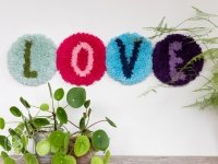 Love Wandhanger