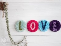 Love Wandhanger